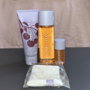FENTY SKIN FENTY BEAUTY 3pc Set Fat Water Pre-Show Glow Cherry Dub Scrub